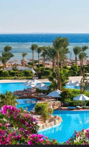 Chalet in amwaj oyoun resort & casino - families and couples only – khách sạn tại Khu Vịnh Nabq