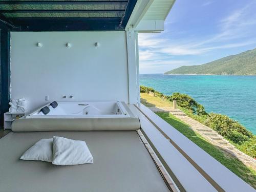 Kolam air panas, Hotel Recanto do Atalaia in Arraial do Cabo