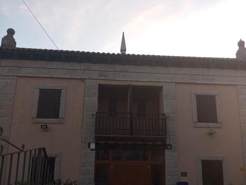 Poseidon in Robledillo de la Jara