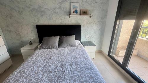 Apartment 300 m from the beach ,parking , breakfast, Valencia (photo 3)