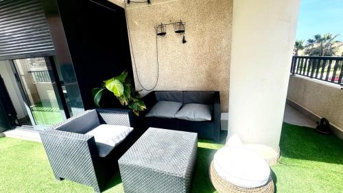 Apartment 300 m from the beach ,parking , breakfast, Valencia (photo 5)