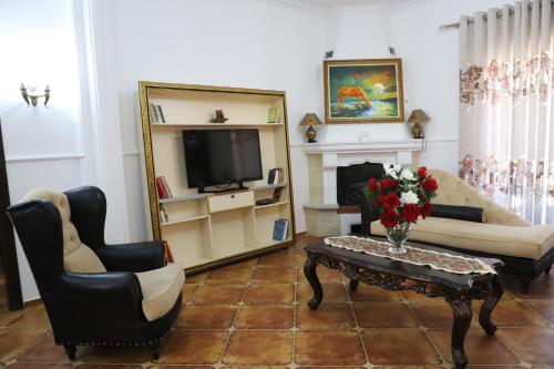 Apartment image 2