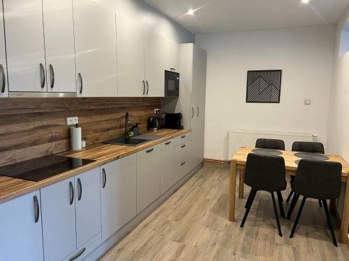 Apartmán na náměstí II Kraliky (Apartman na namesti II Kraliky) in Kraliky