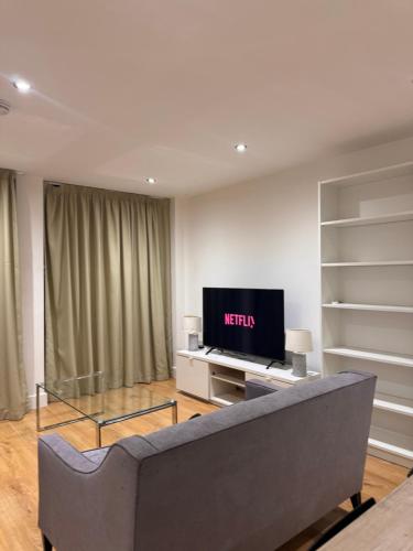 Flat in Leeds City Centre with unique balcony, Leeds (Foto 8)
