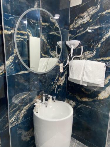 Hotel Windsor - image 12