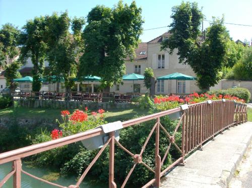 Hôtel-restaurant de l'Ecluse 79 Hotel de charme Montmain