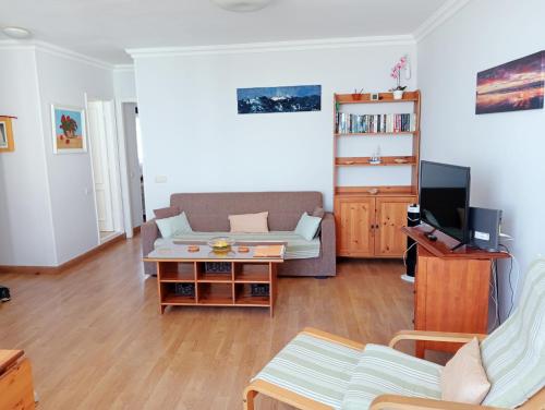 Sounds of The Sea Apartment