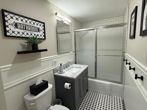 Gwens Place - Remodeled Great Location! in Frankfort, USA