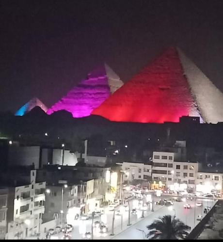 Honeymoon 6 pyramids view inn - image 7