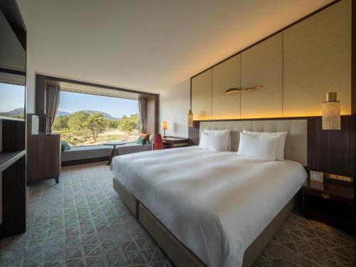 Executive King Room - Non-Smoking