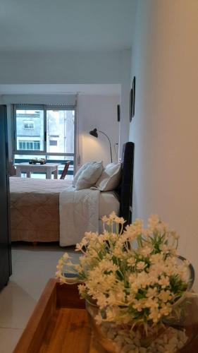 One-Bedroom Apartment image 4