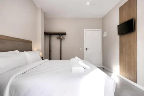 Hostal Puerta Almar photo 2