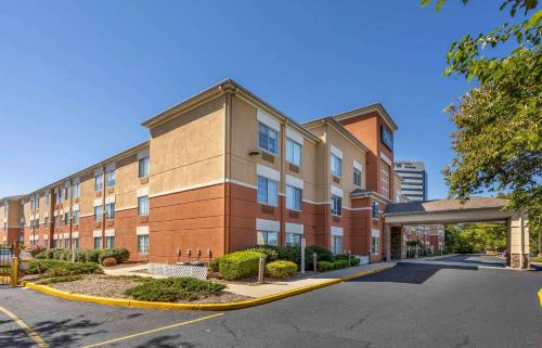 Extended Stay America Suites - Meadowlands - East Rutherford in East Rutherford, USA