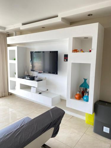 Isla Verde Beach Apartments - image 6