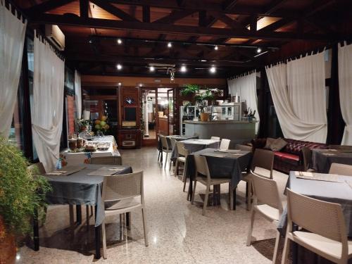 Hotel Milano San Giovanni Lupatoto 5
