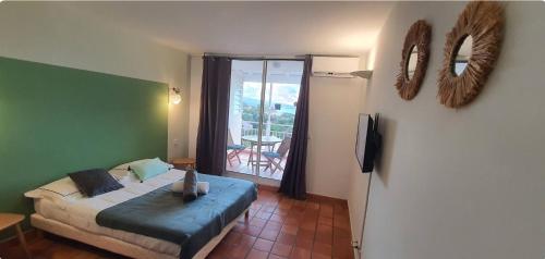 Ananas Premium - Séjour Détente T2 Vue Mer avec Balcon Privé à Tartane (Ananas Premium - Sejour Detente T2 Vue Mer avec Balcon Prive a Tartane) in La Trinite