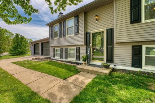 Cozy Winter 4BR Near DC with Firepit & Cocoa Bar in Waldorf (MD)