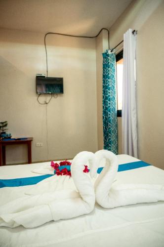 1 double bed
