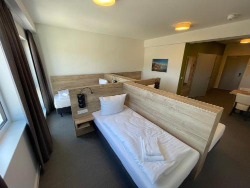 1 twin bed