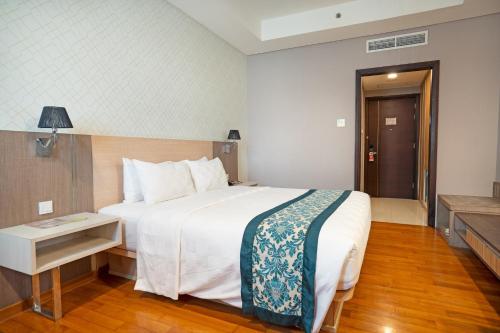 Superior Queen Room image 3