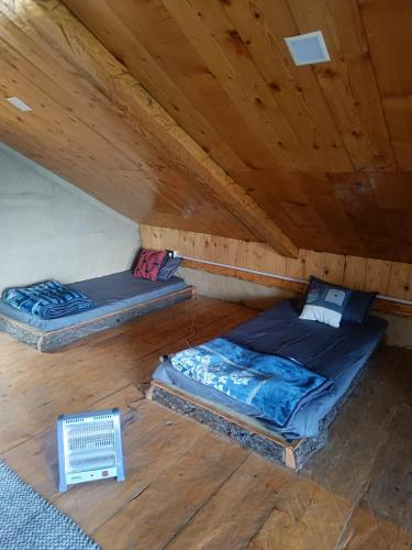 Tirthan Highs in Chippni