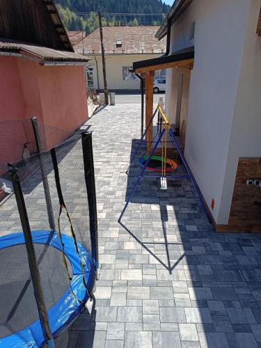 Chata pod zvonicou in Lopej