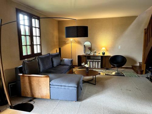 Masion de la paix et nature in Chennebrun