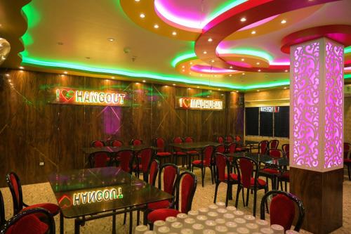 Hotel Hangout in Raghunathganj-II
