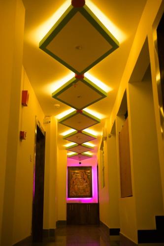 Hotel Hangout in Raghunathganj-II