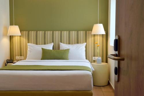 Budget Double Room image 3