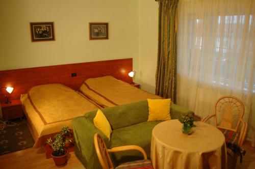 Country Club La Mesteceni - image 11