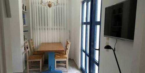 Two-Bedroom Apartment with Balcony and Terrace image 10
