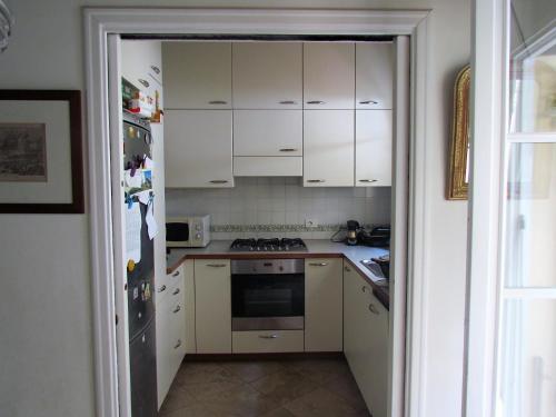 House in the convent, Chiavari (Foto 7)