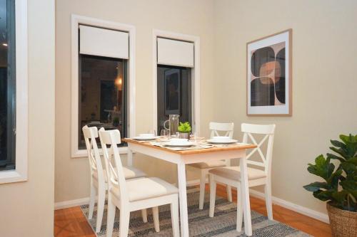 المرافق, Luxury Townhouse Stay in ثورنبيري