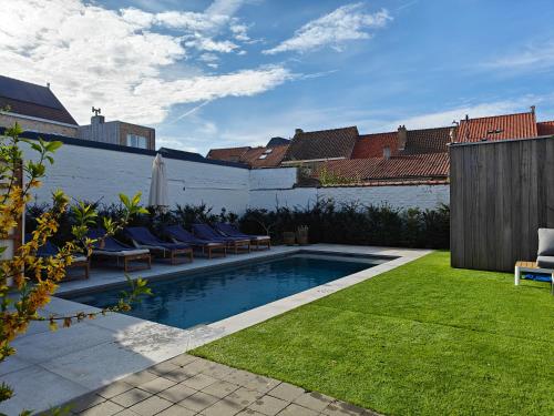 Zwembad, Gastenverblijf De Arend in Nieuwpoort-Bad