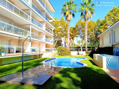 Three-Bedroom Deluxe Apartment room in A&A Brothers -Boutique Suites Apartments-