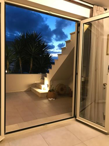 apARTment & café, 2 terraces, panoramic SEA VIEW, Réthymno (fotografie 9)