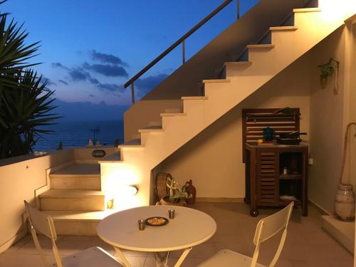 apARTment & café, 2 terraces, panoramic SEA VIEW, Réthymno (fotografie 10)