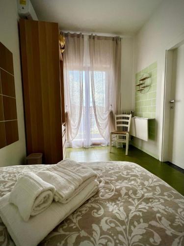 1 double bed