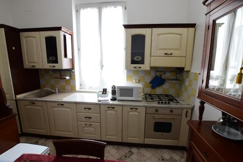 Classicosuitetetti Attico di charme con terrazza solarium privata, a pochi minuti dalla Fiera e dal mare, Janov (fotografie 8)