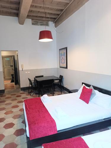 Cinque Scole Apartment, Рим (фото 8)