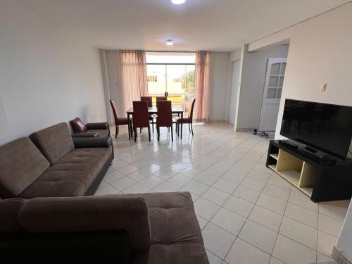 Apartment 3rd Floor - Urb Primavera- Trujillo -Perú