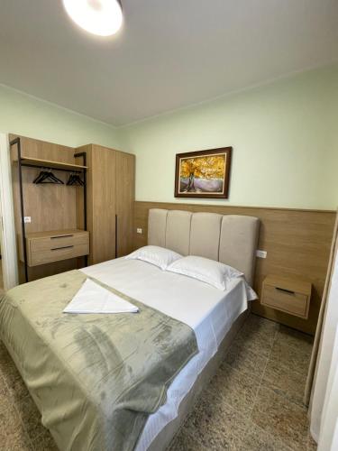 Quiet Cozy Apartment close to the beach in Velipoje