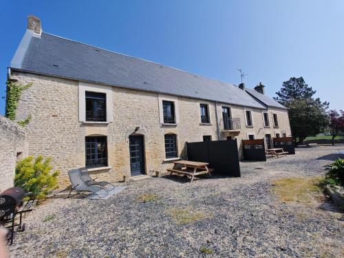Le domaine de la gentilhommière située entre Bayeux et Arromanches les Bains gîte à louer Manvieux