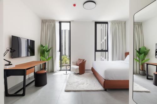 Sahab - Hermes Leather Home - Sharjah