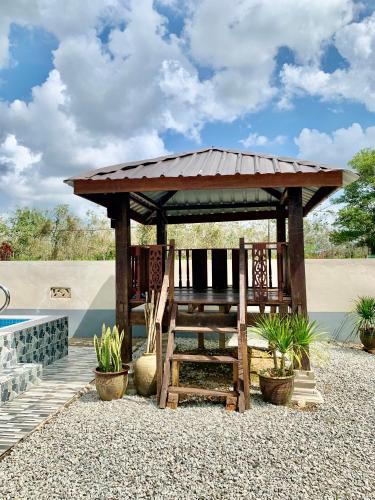 Rantau Panjang Nazirah Homestay in Rantau Panjang
