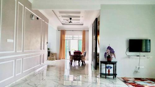 Rantau Panjang Nazirah Homestay in Rantau Panjang