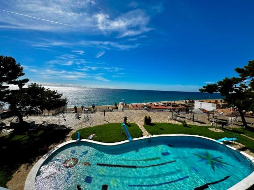 Manzara, Apartamento Canet de Mar - Primera linea de Playa - Increibles vistas al Mar in Canet De Mar