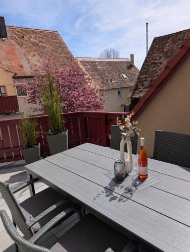 Balkons/terase, Schwarzer Adler - Ferienwohnung Storchennest in Ipsheim