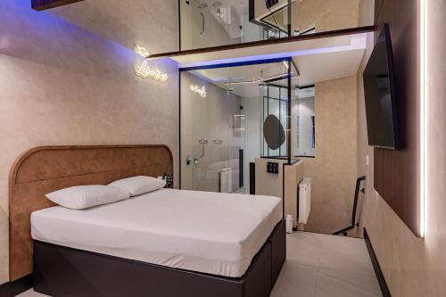 . Monn Cherry Motel